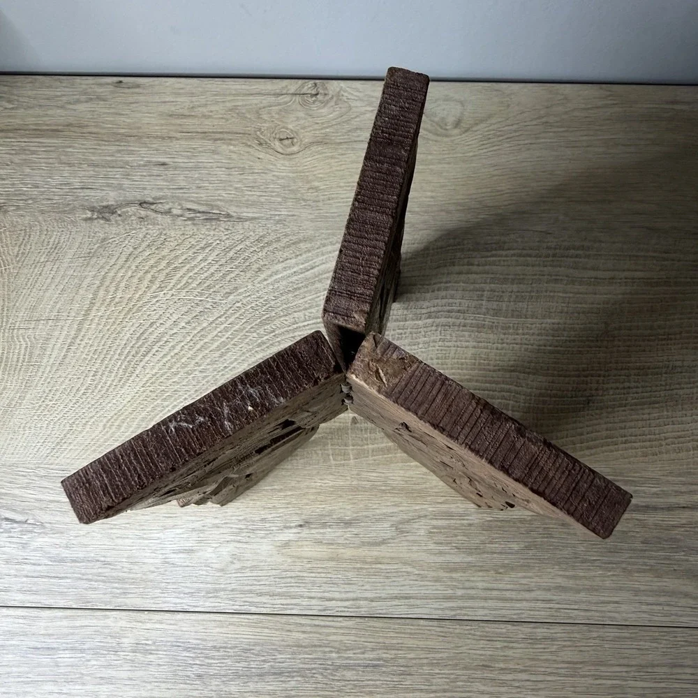 Hand‎ Carved Wooden Small Folding Book Stand Leaf Scroll Display Riser Bohemian